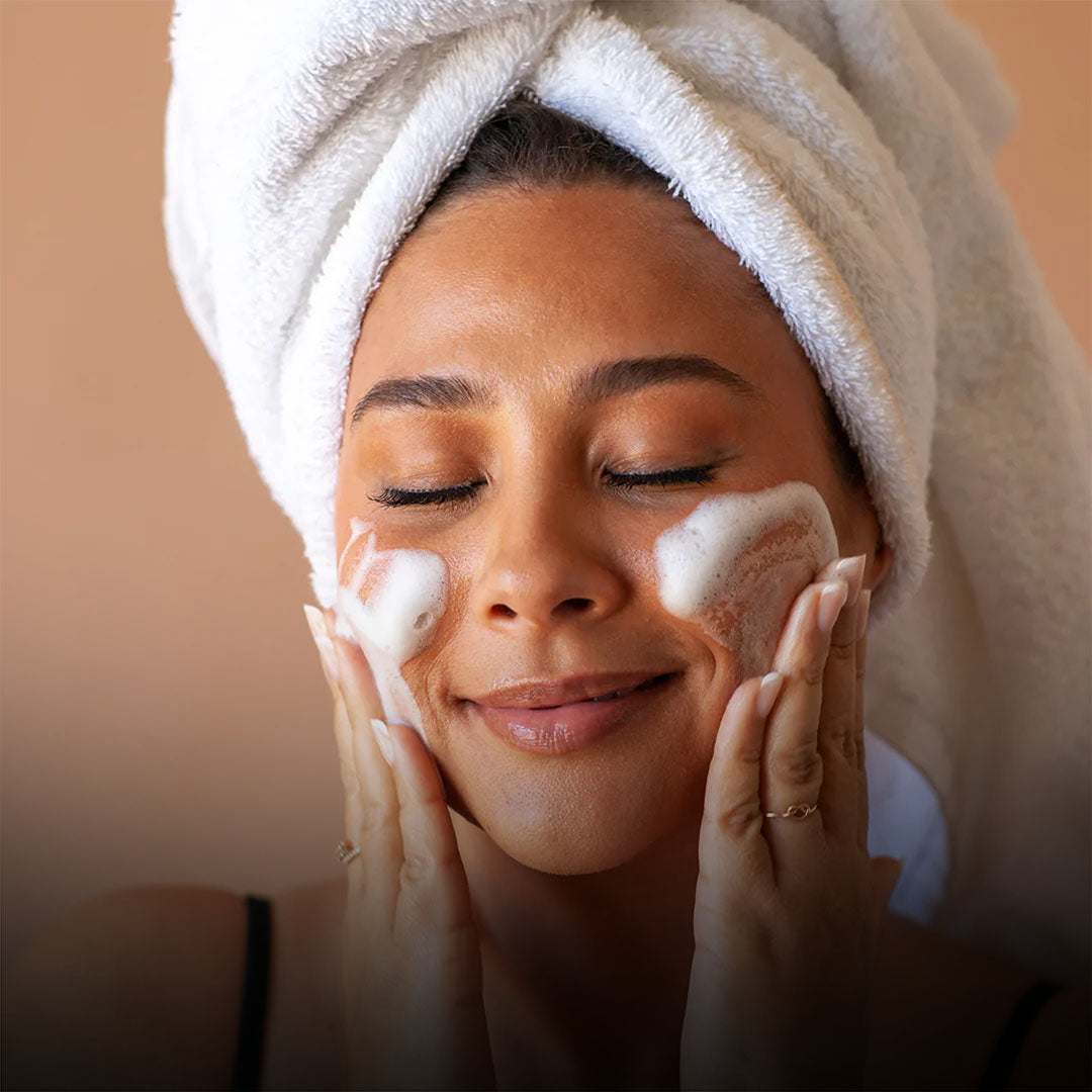 Anti Acne Foaming Facewash - Clear Skin, Confident You